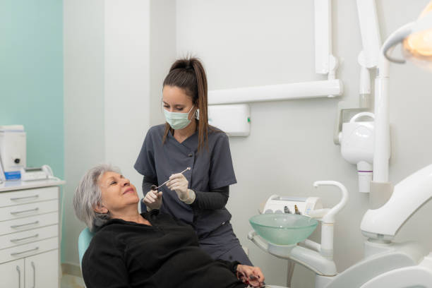 Best Dentist for Tooth Abscess  in Des Peres, MO